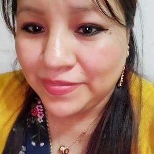 Meet your Posher, Abigail